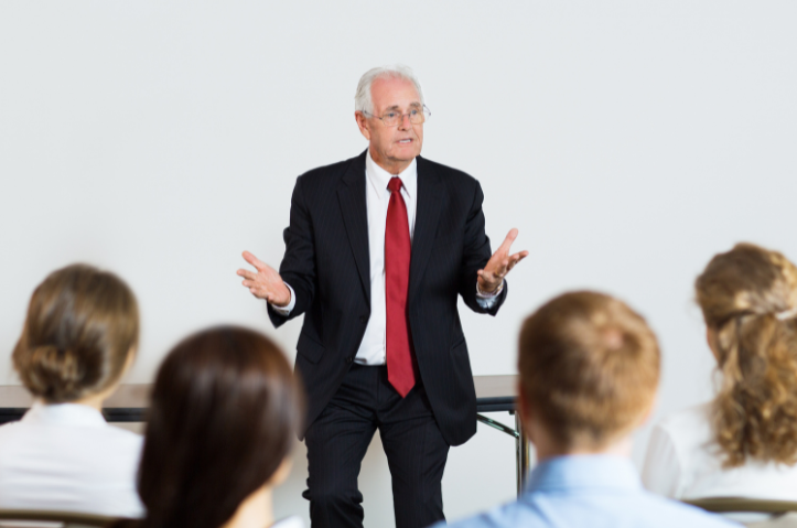 What Questions to Ask a Digital Transformation Consultant Before You Sign